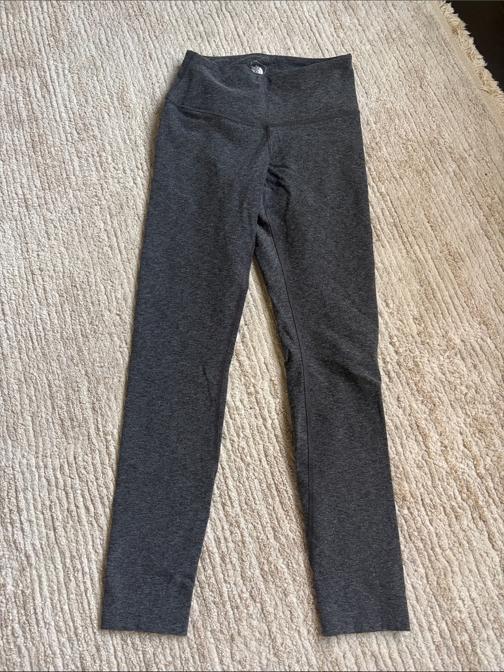 The North Face women’s size Med Charcoal Grey High-Waist Leggings